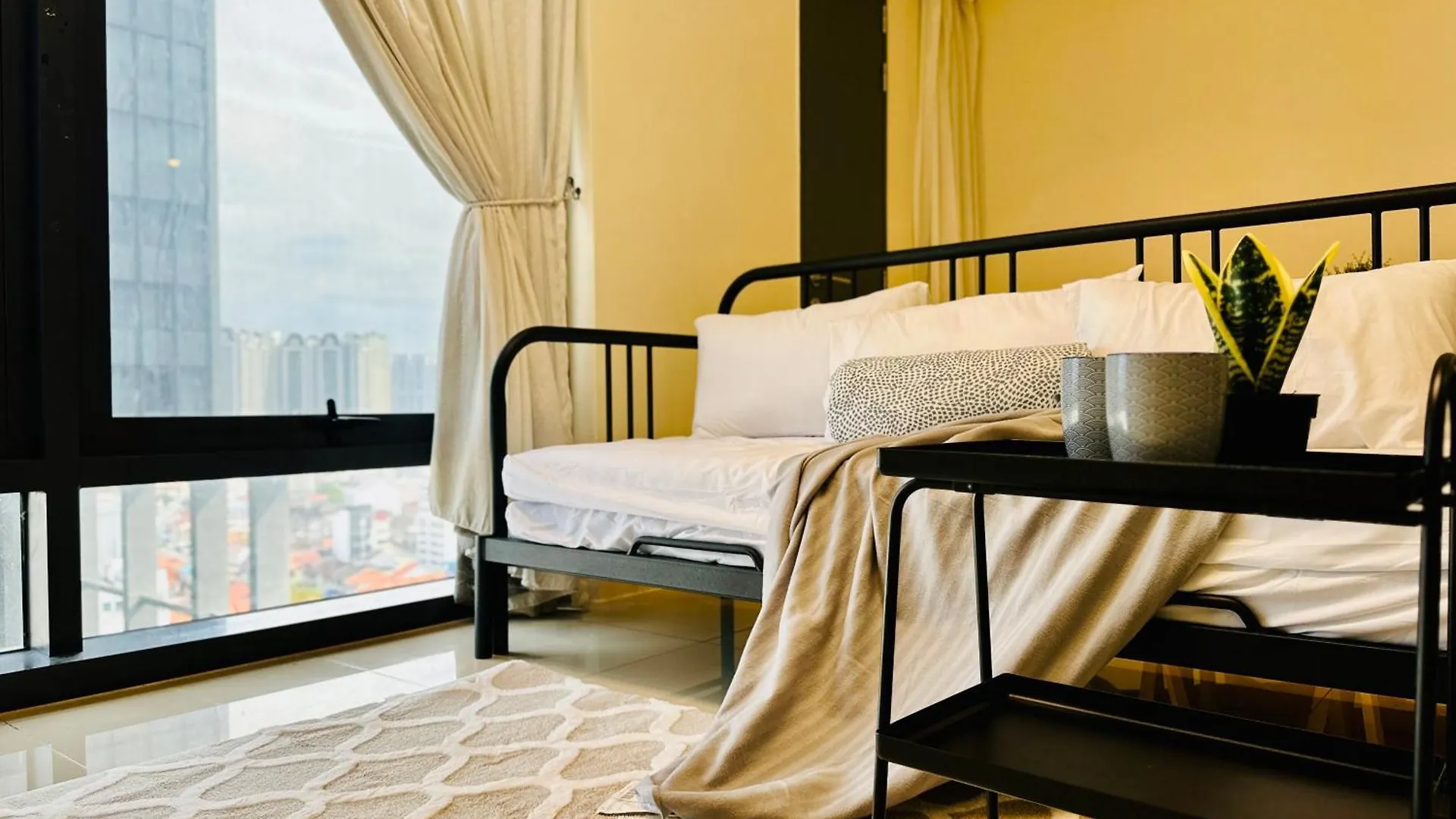 New Georgetown Tropical Macalister 218 Homestay 9Pax To11Pax Heng